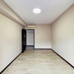 Stratford Court (D16), Condominium #553572871